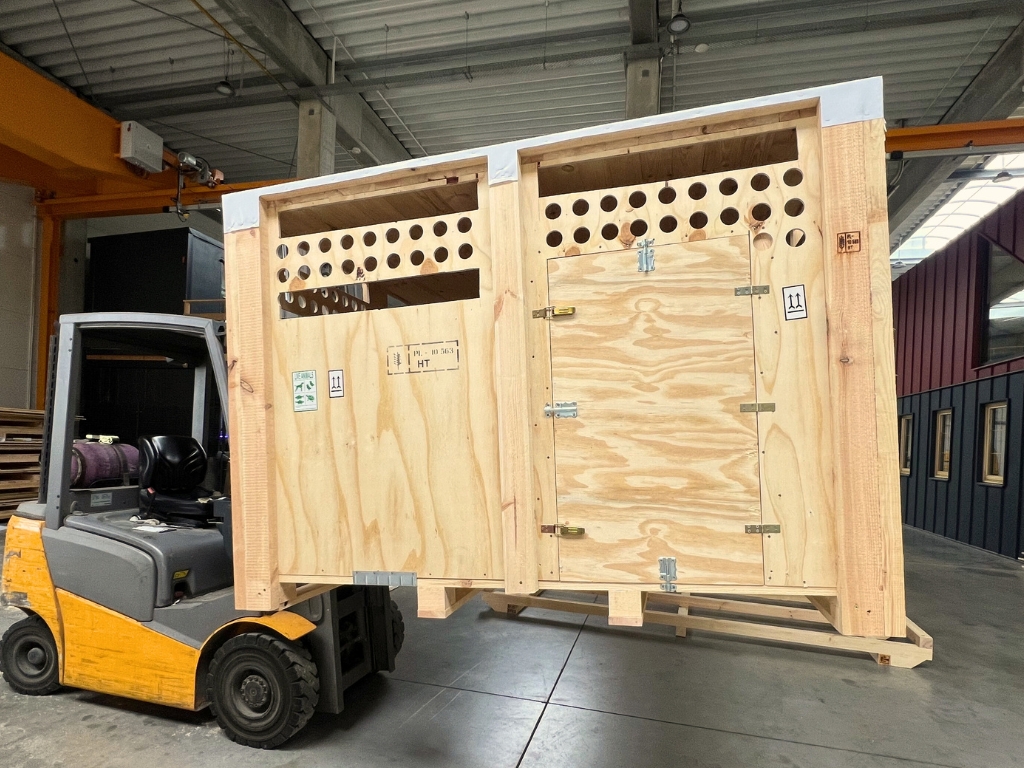 oznakowanie skrzyni do transportu zwierząt