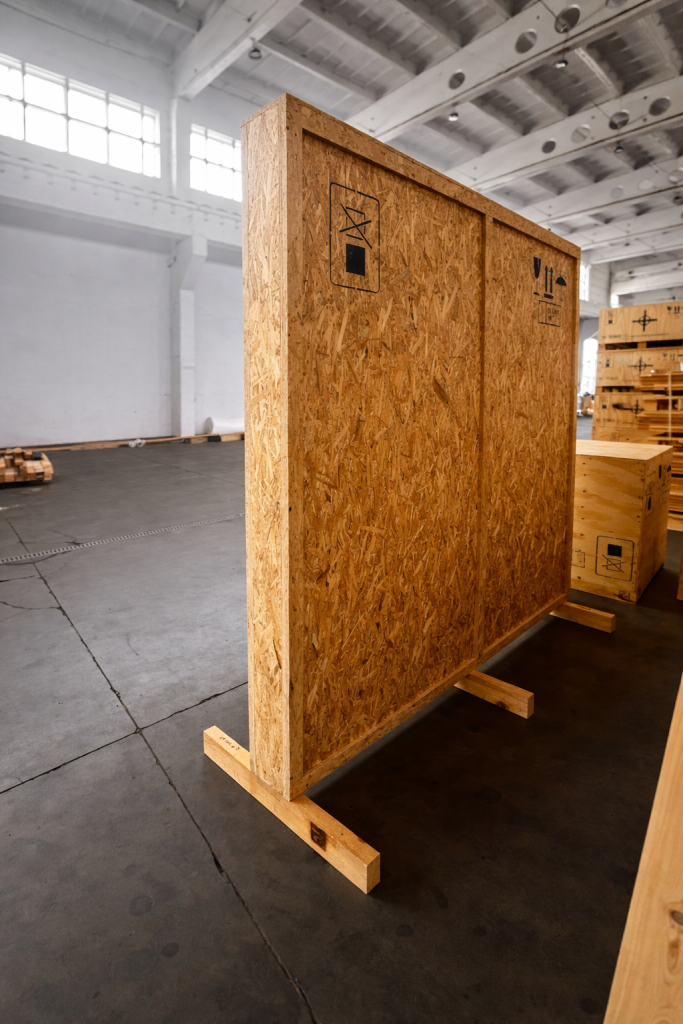 Skrzynia na obraz dla muzeum – realizacja opakowania na dzieło sztuki 2 - Opakowania transportowe producent transport obrazów i dzieł sztuki